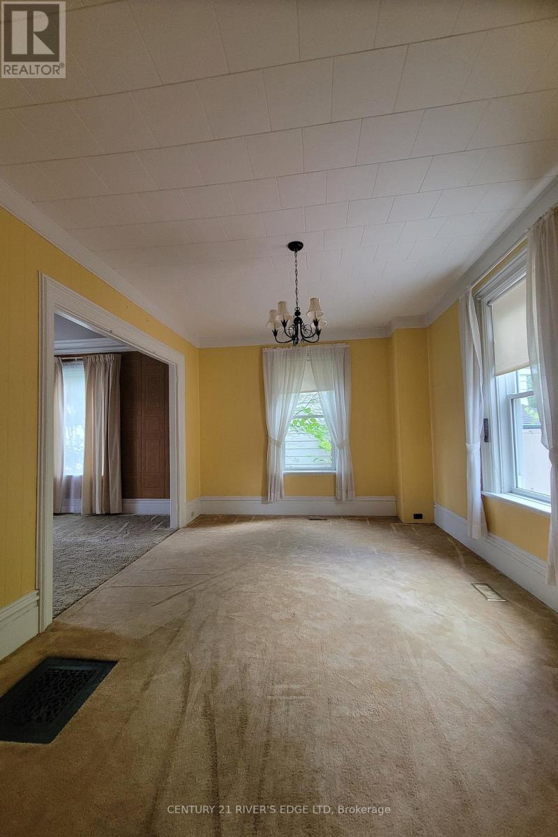 158 PEARL STREET W - Image 8