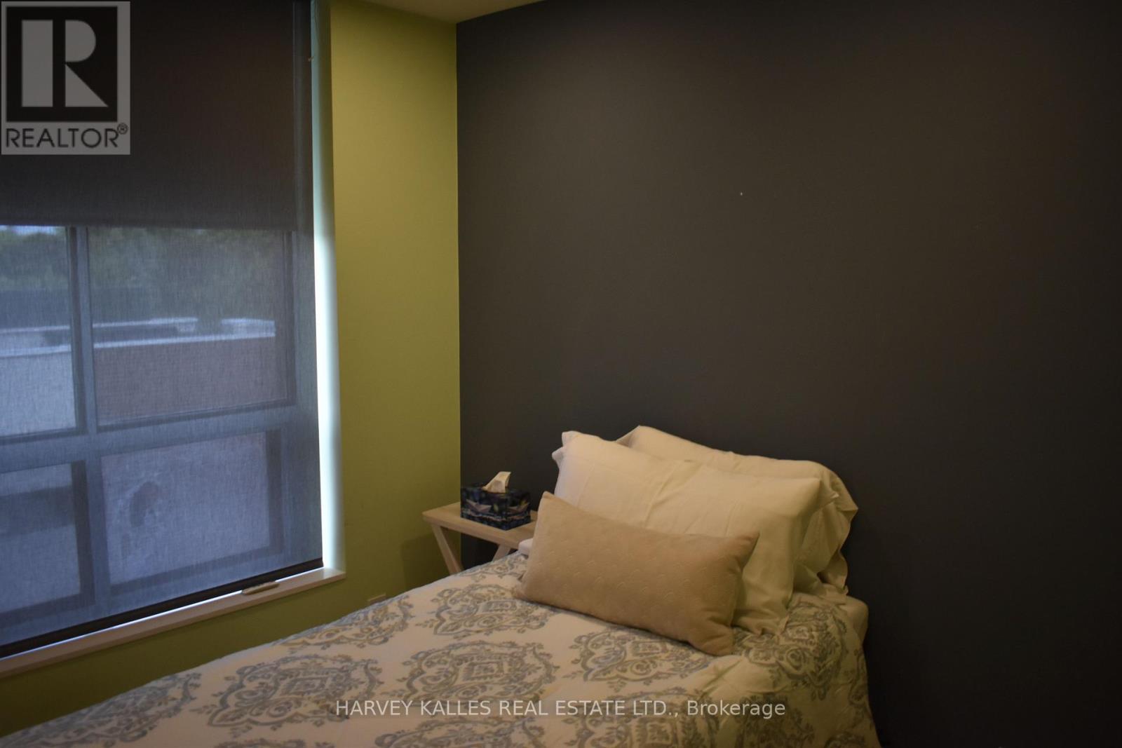 #503 350 LONSDALE ROAD - Image 19