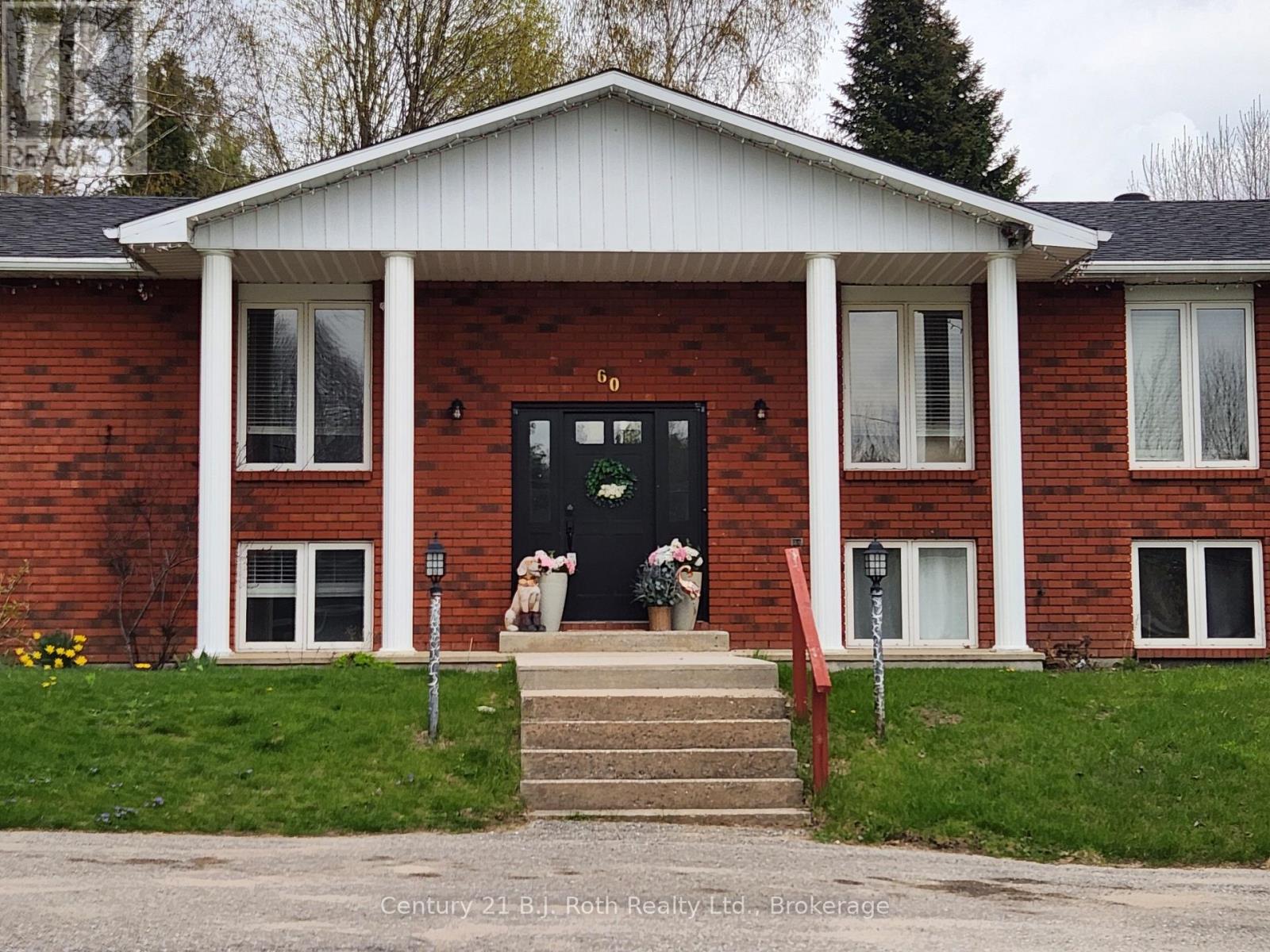 60 LEPAGE DRIVE - 2