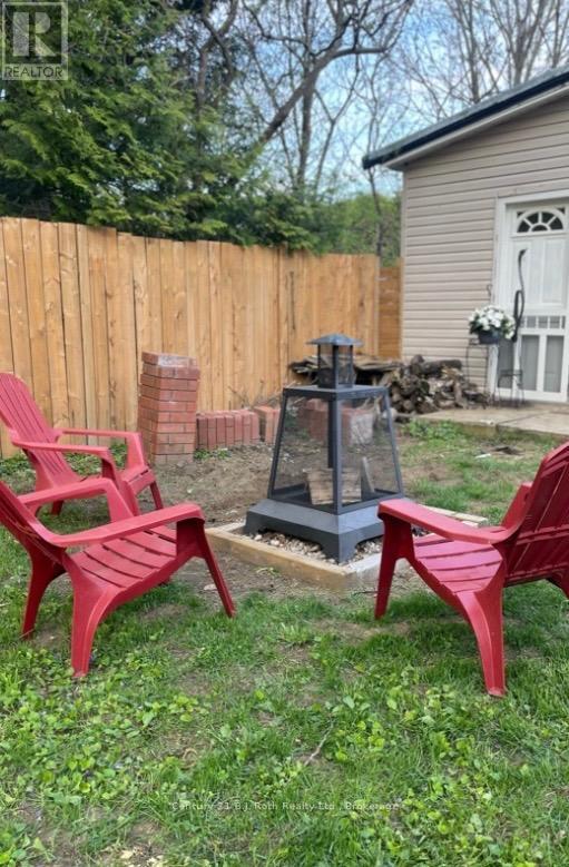 60 LEPAGE DRIVE - 38