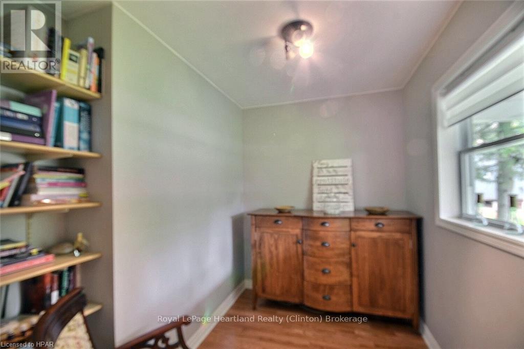 118 ISAAC STREET - 11