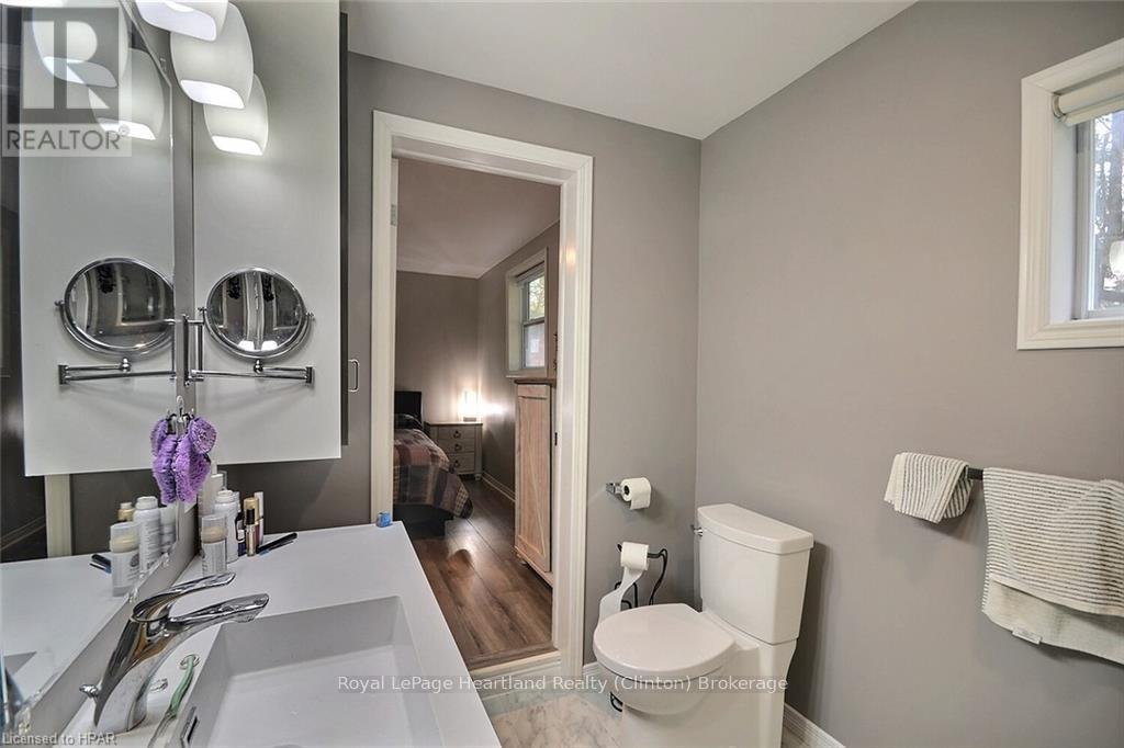118 ISAAC STREET - 16