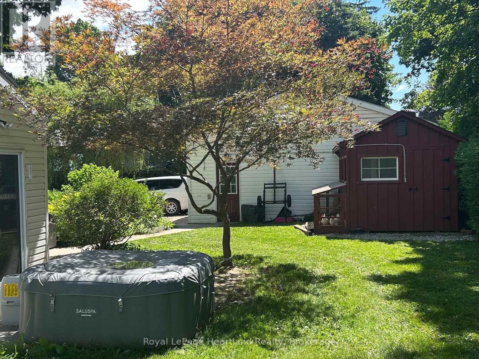 118 ISAAC STREET - 28