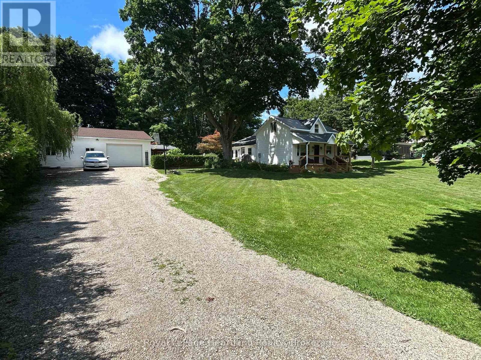 118 ISAAC STREET - 37