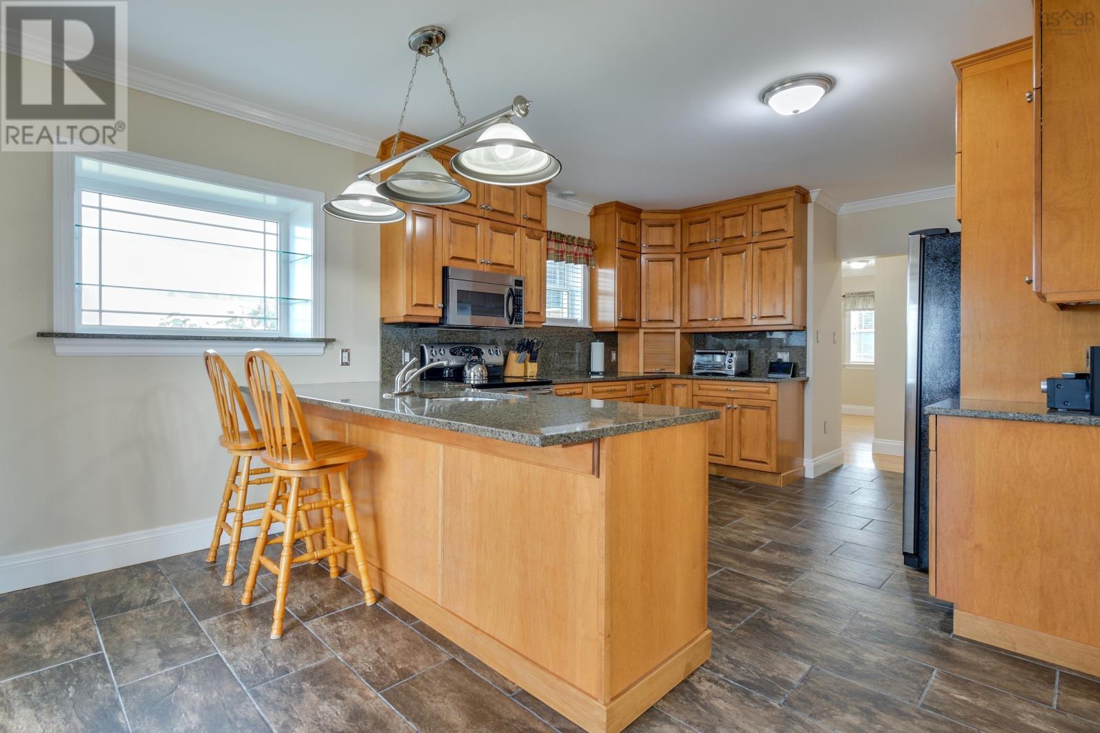 485&489 Maple Drive - 19