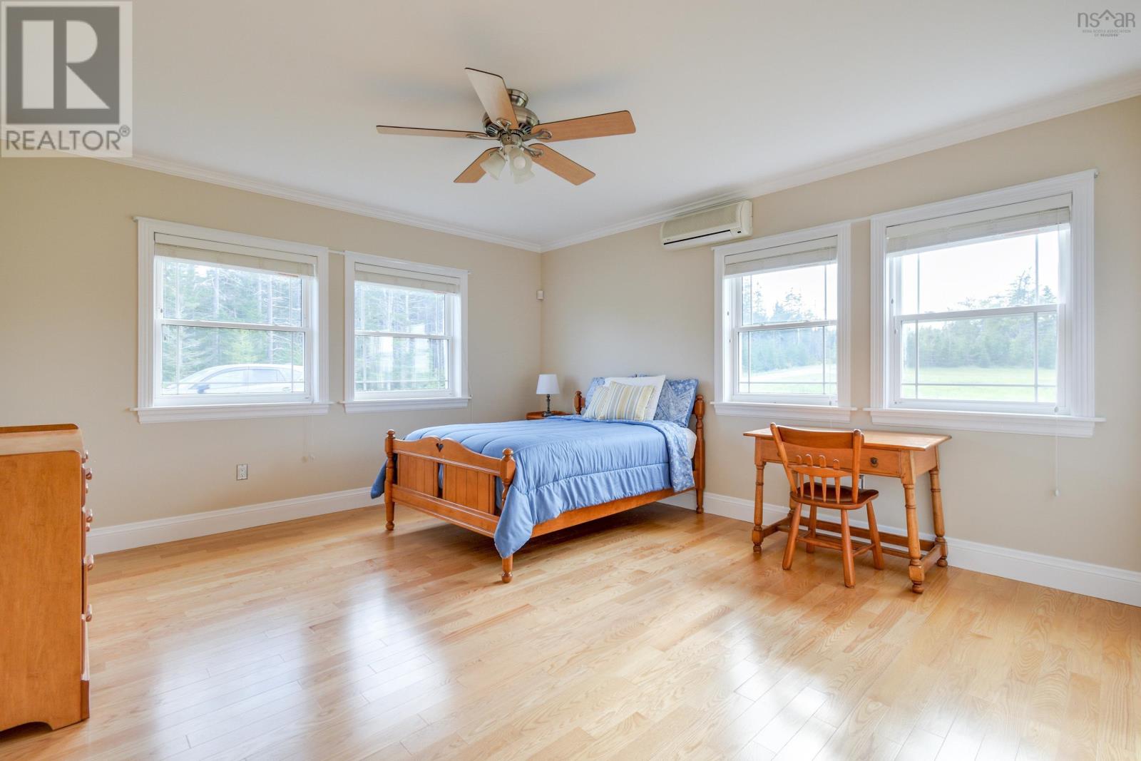 485&489 Maple Drive - 30
