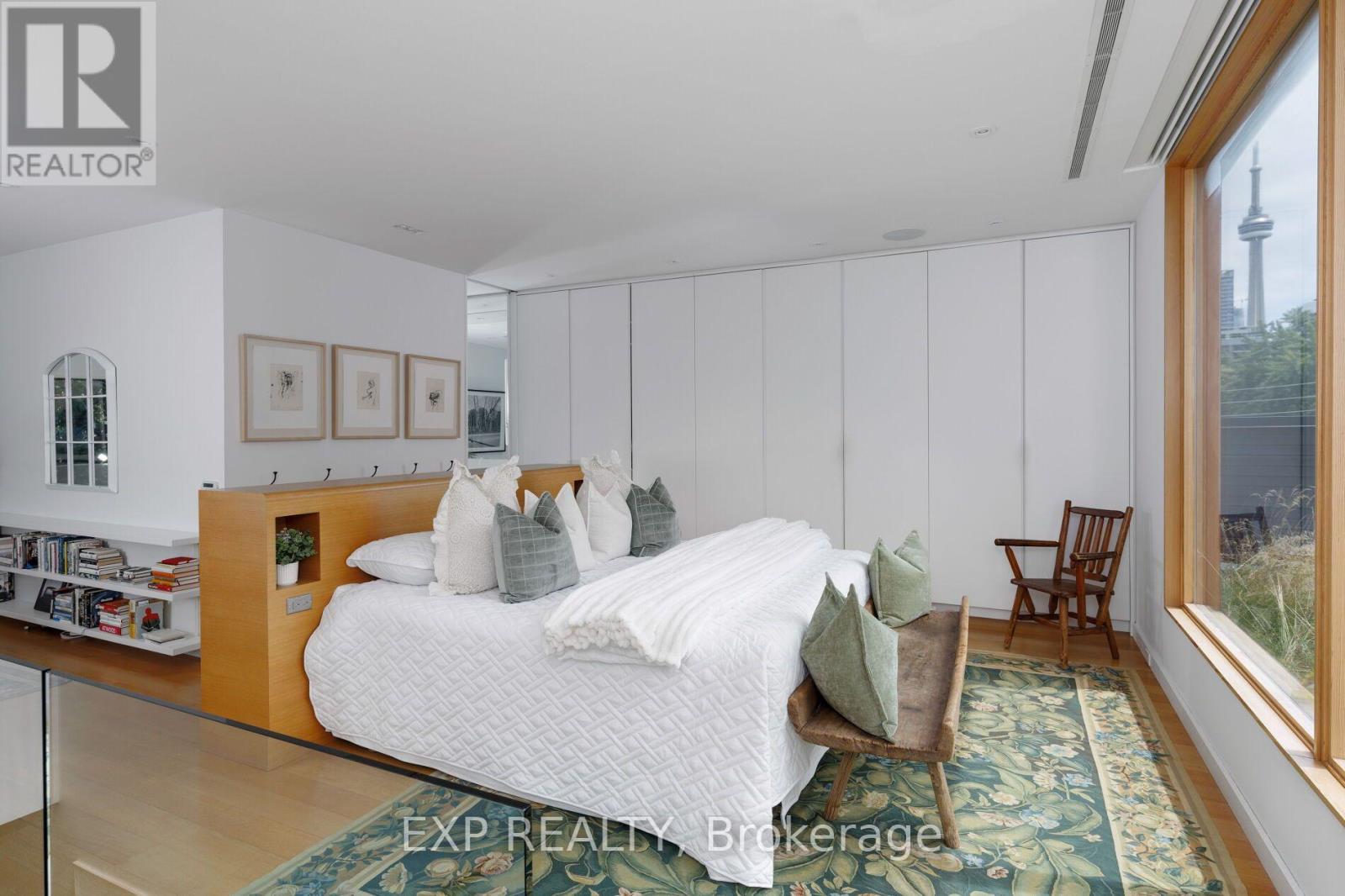 639 WELLINGTON STREET W - 36