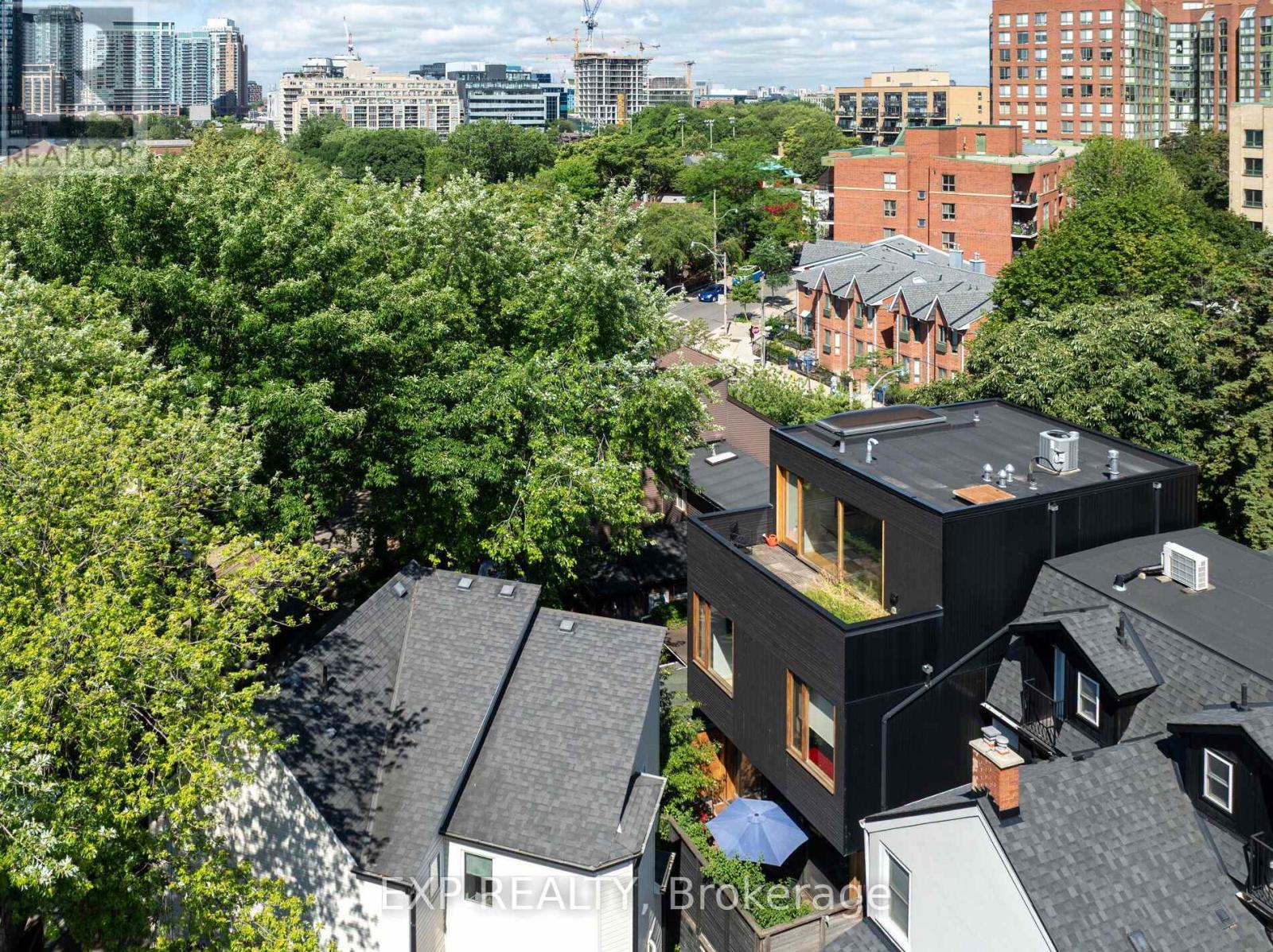 639 WELLINGTON STREET W - 5