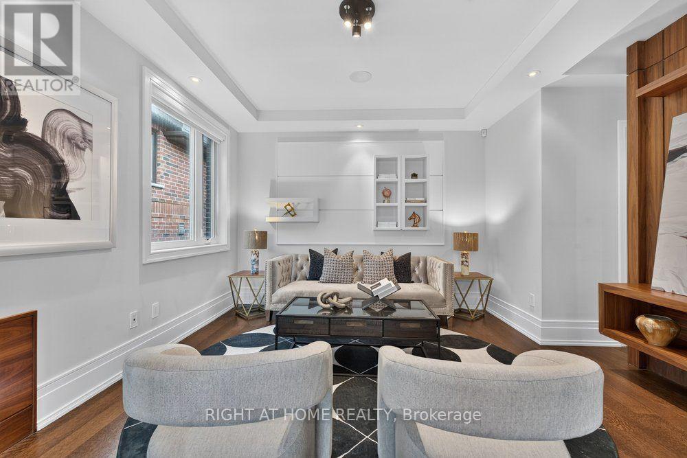 255 WILLOWDALE AVENUE - 23