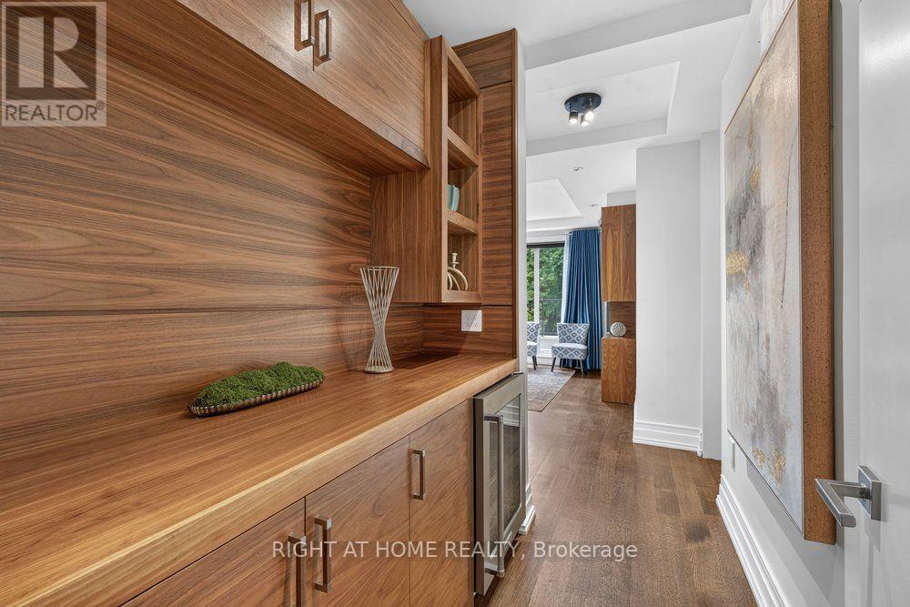255 WILLOWDALE AVENUE - 25