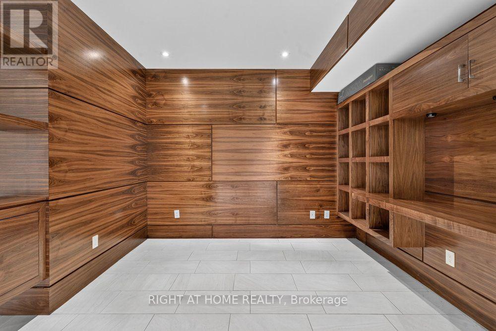 255 WILLOWDALE AVENUE - 45