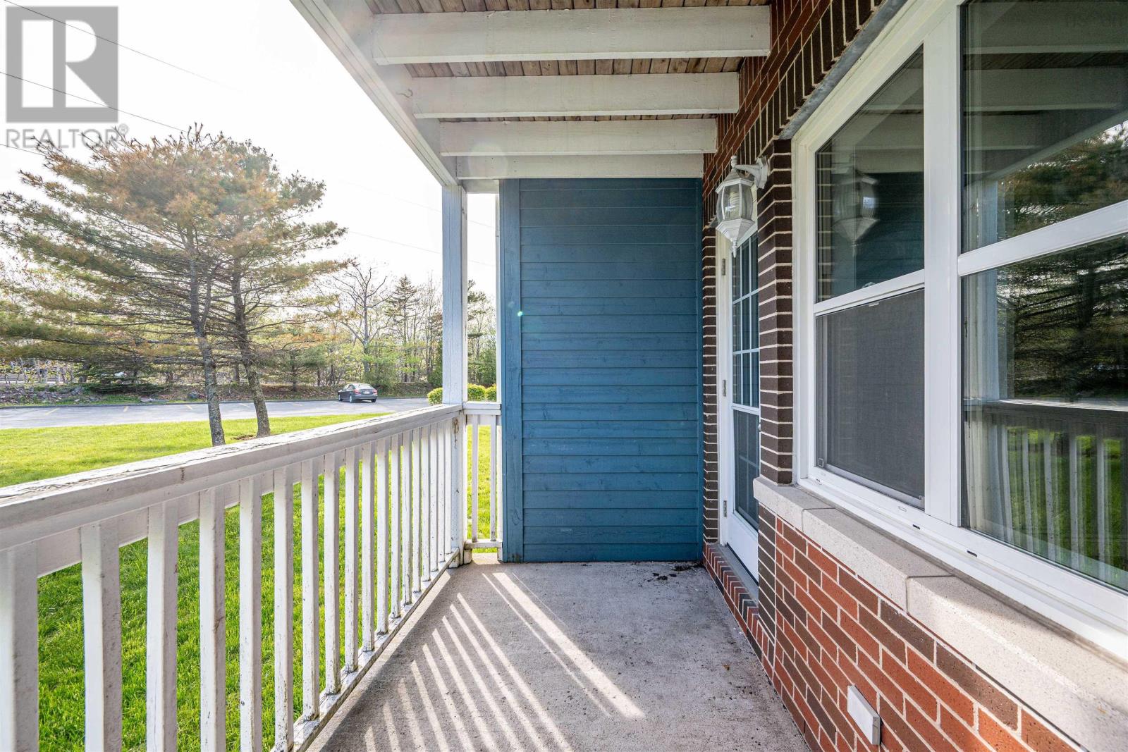 #102 512 Parkland Drive - 29