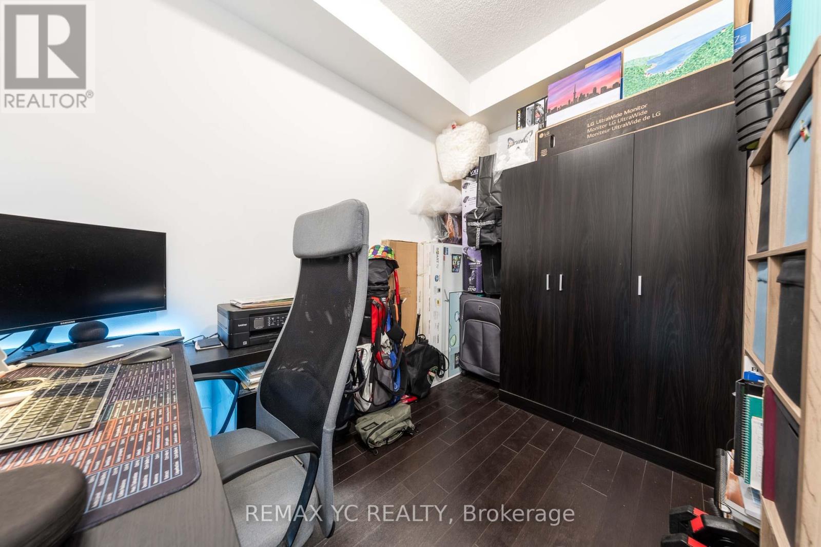 #1204 35 HAYDEN STREET - 18