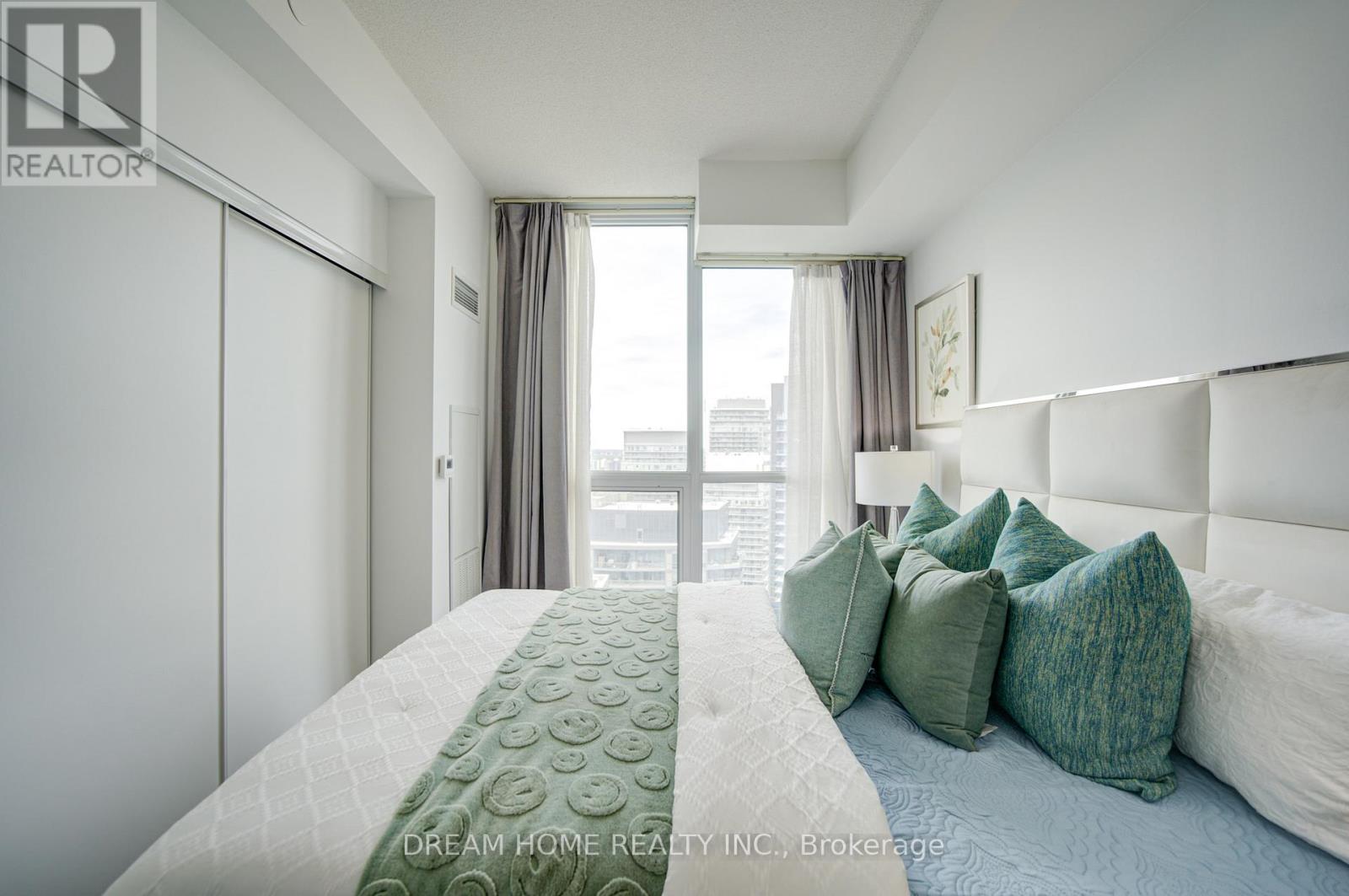 #2902 32 FOREST MANOR ROAD - 19
