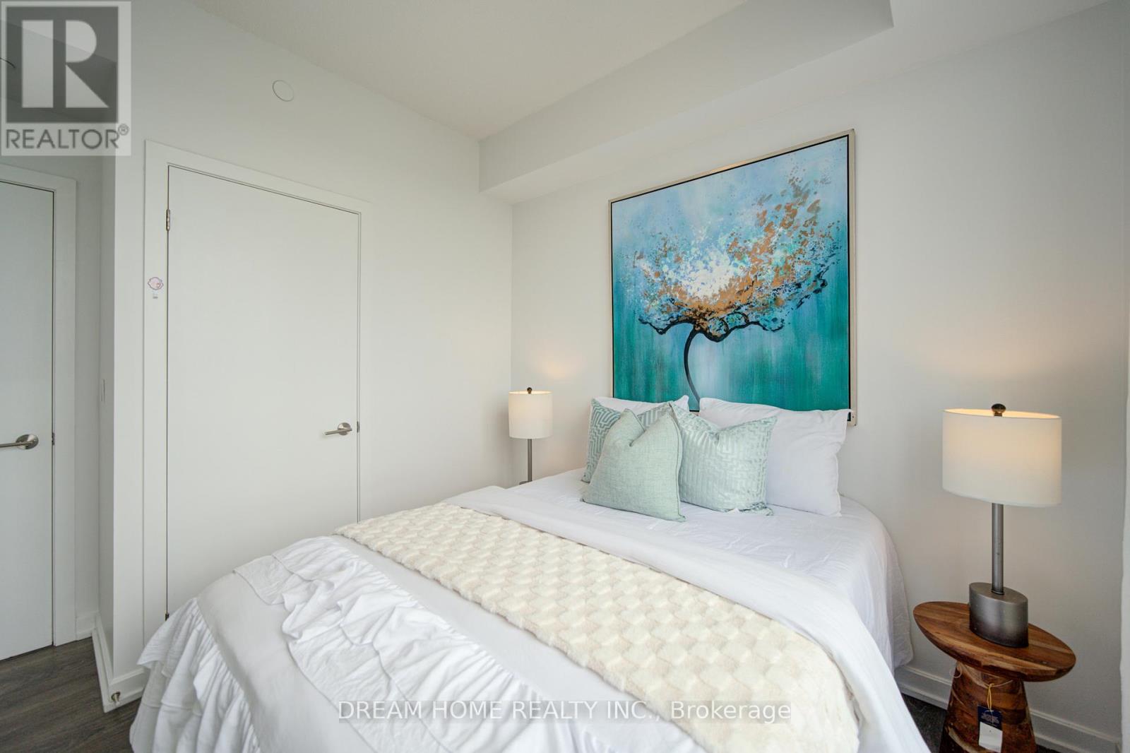 #2902 32 FOREST MANOR ROAD - 27