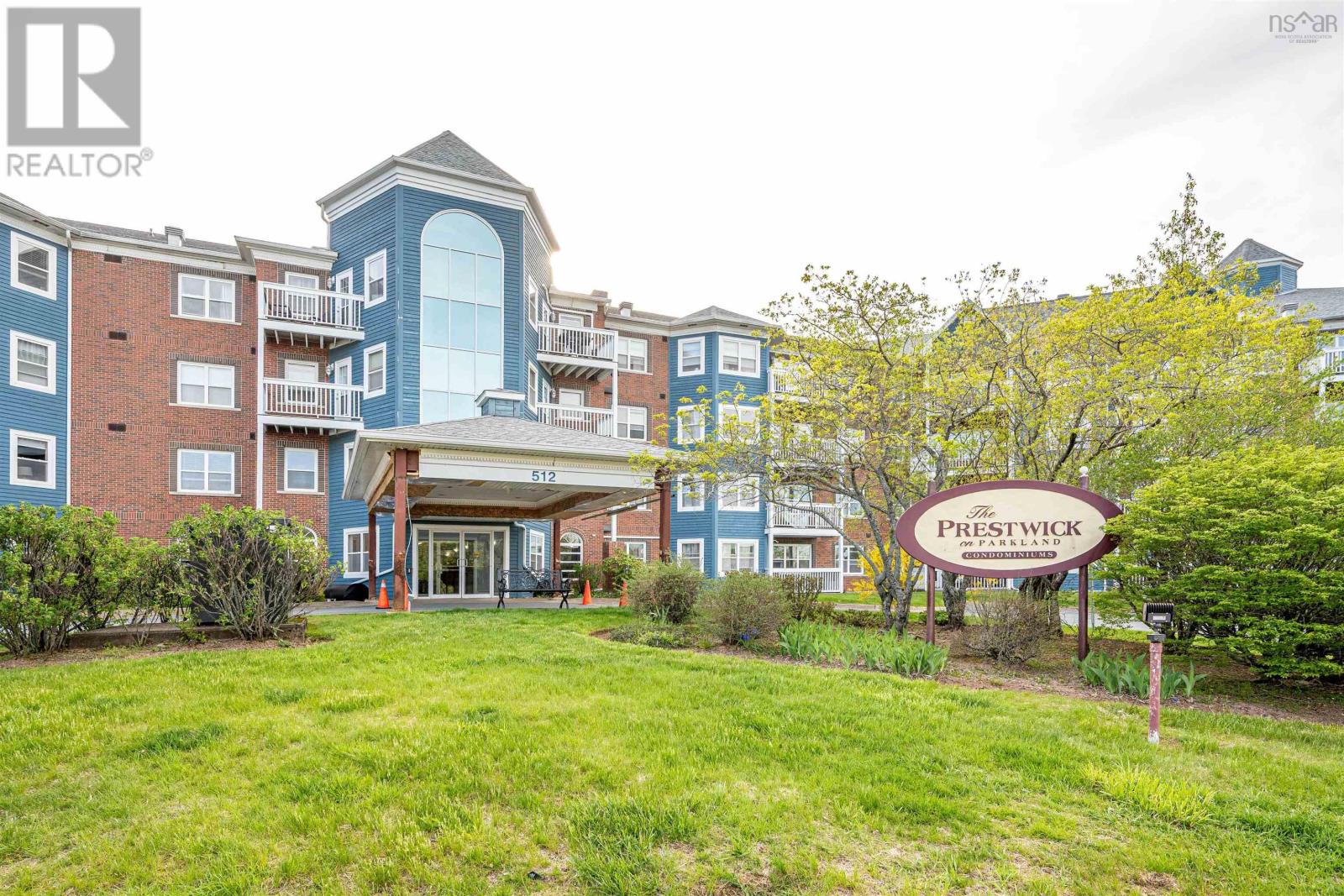 #102 512 Parkland Drive - 41