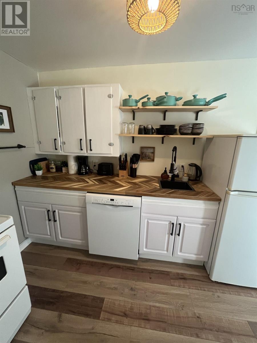 145 Willow Avenue - 36