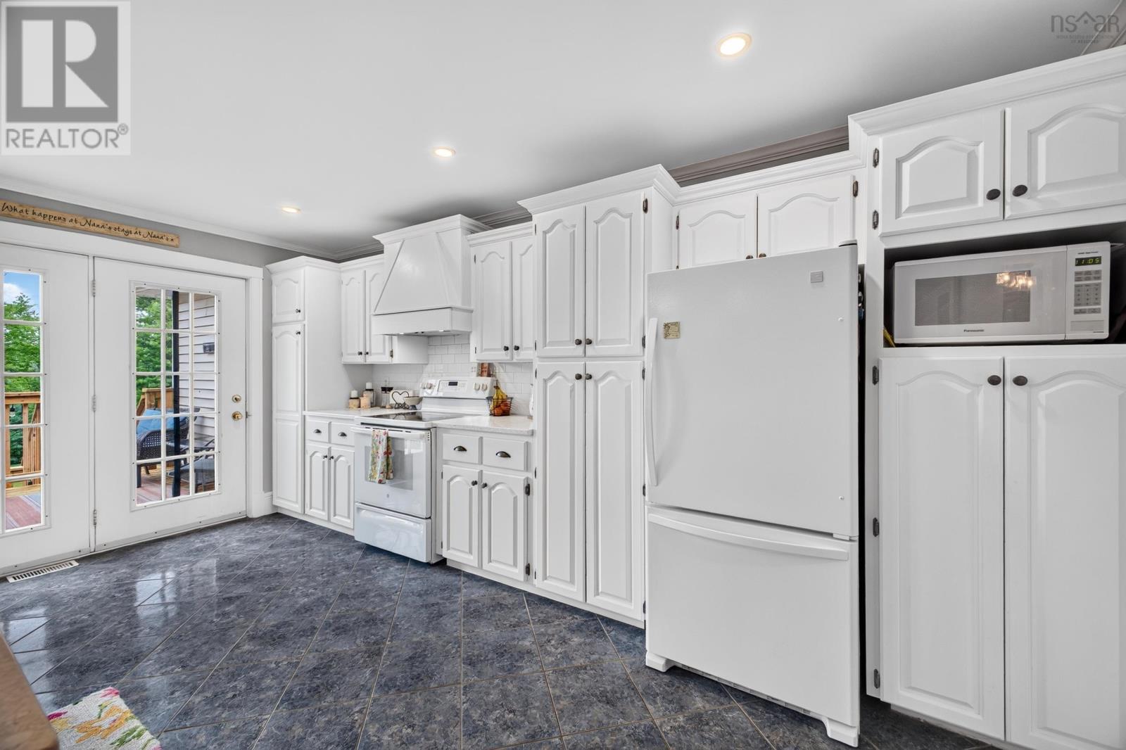 45 GLENABBEY Drive - 15