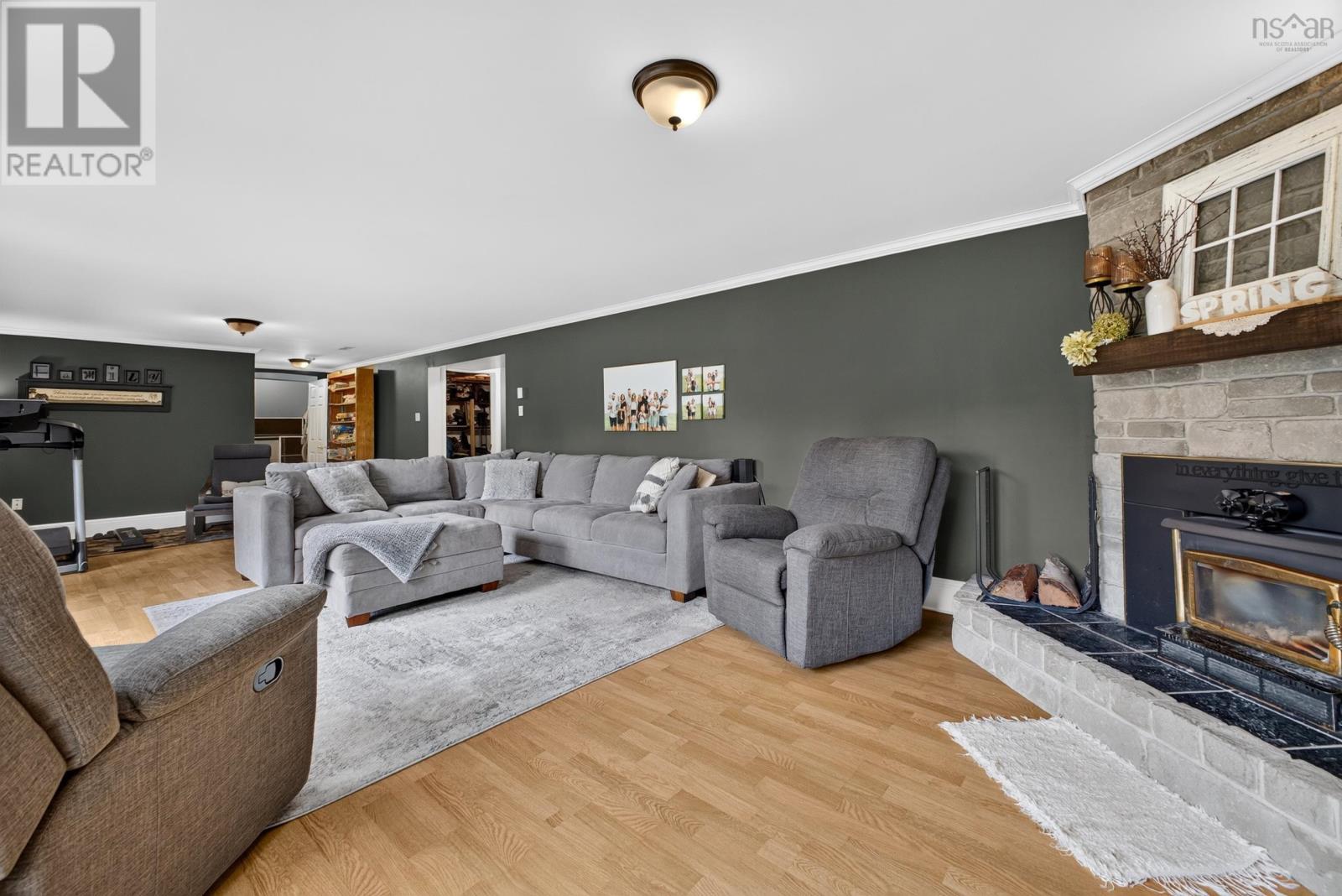 45 GLENABBEY Drive - 27