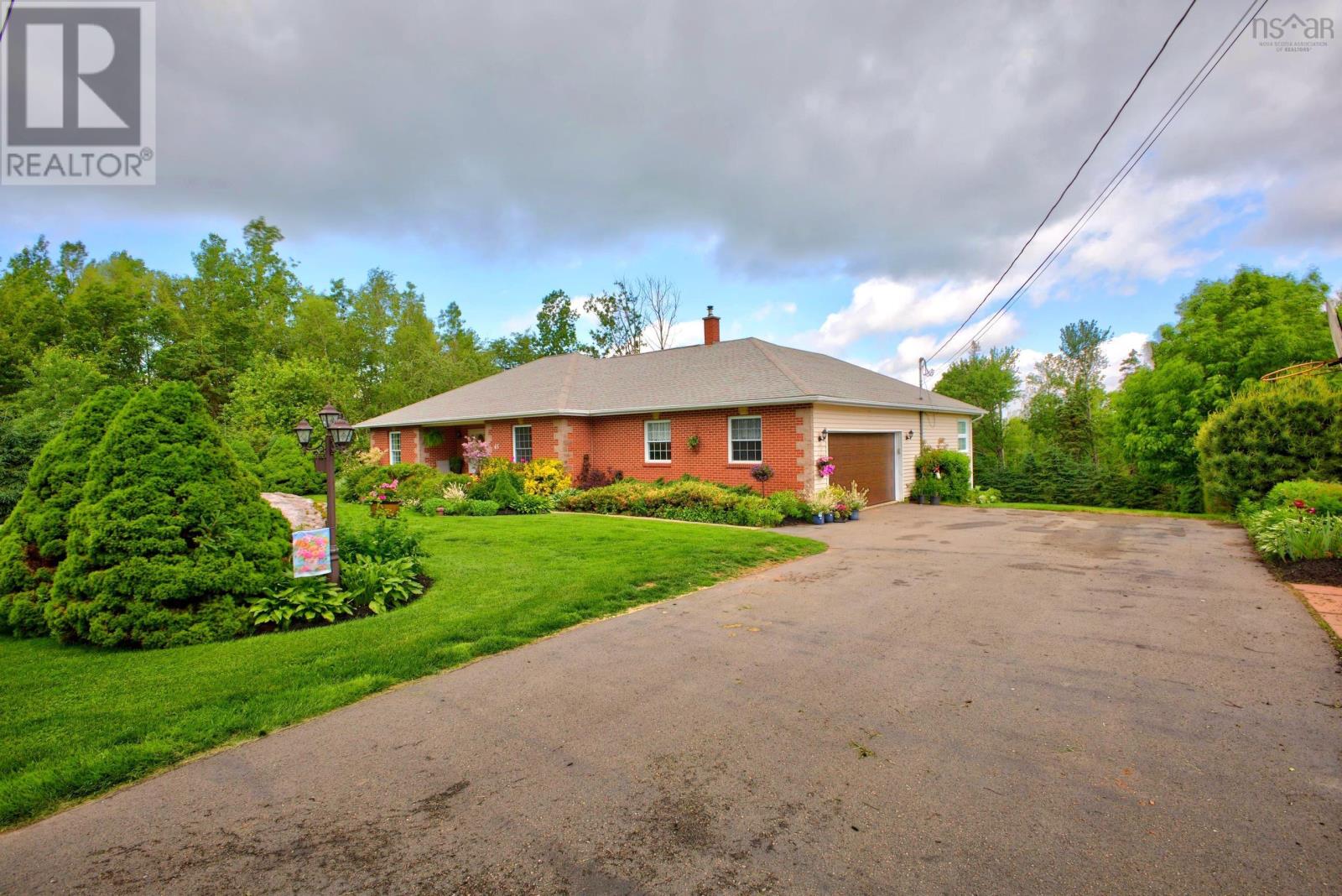 45 GLENABBEY Drive - 37
