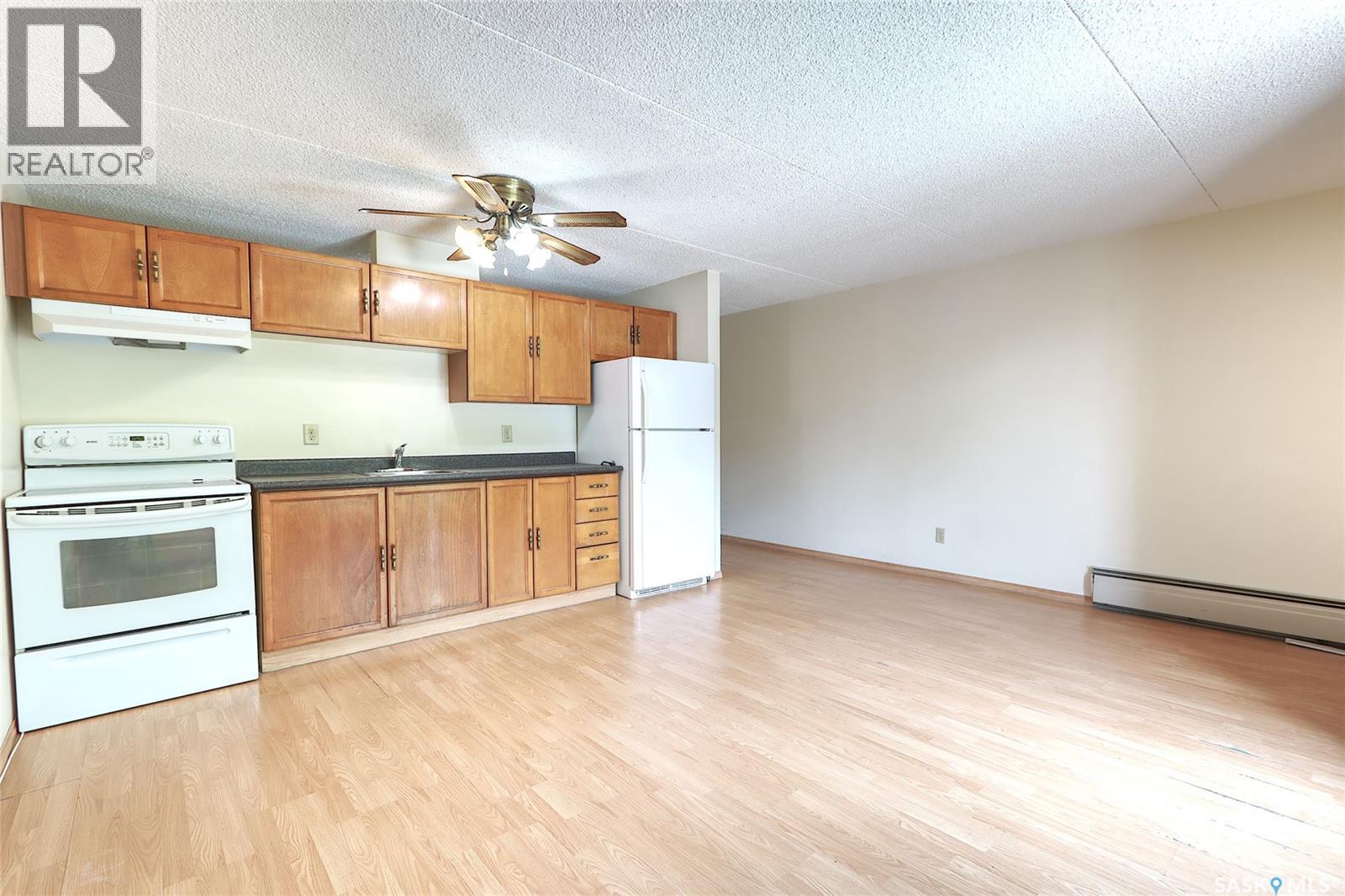 #107 2125 Osler STREET - 5