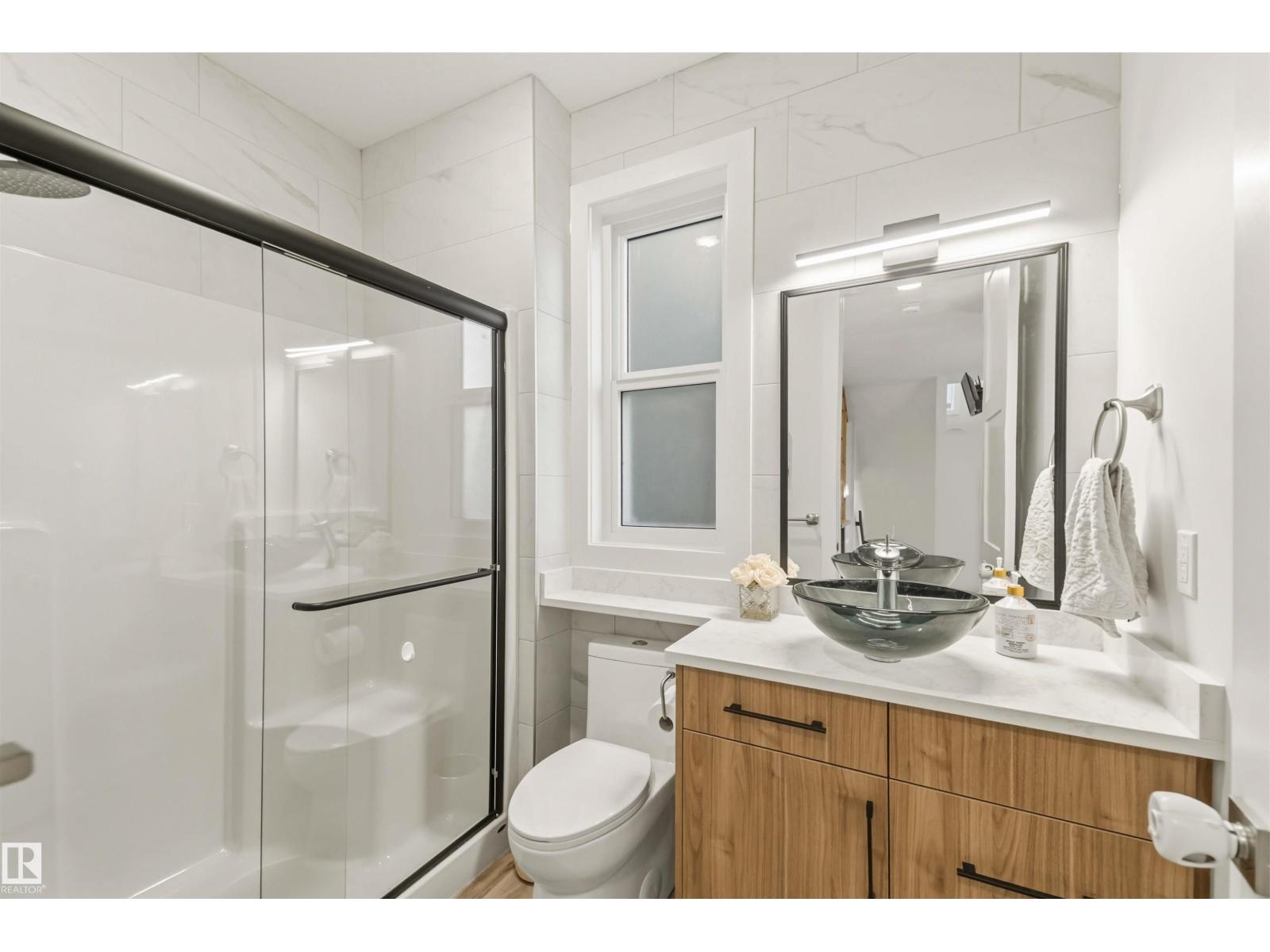 219 37 ST SW - 17