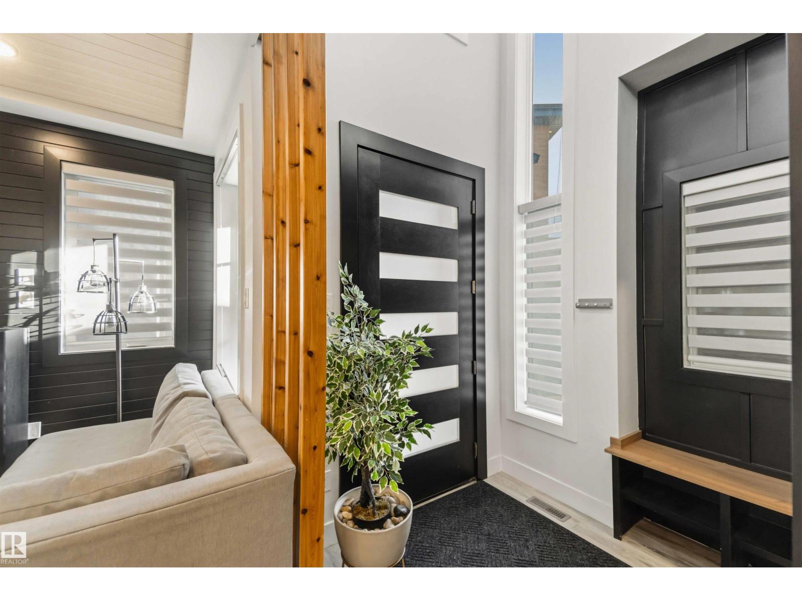 219 37 ST SW - 3