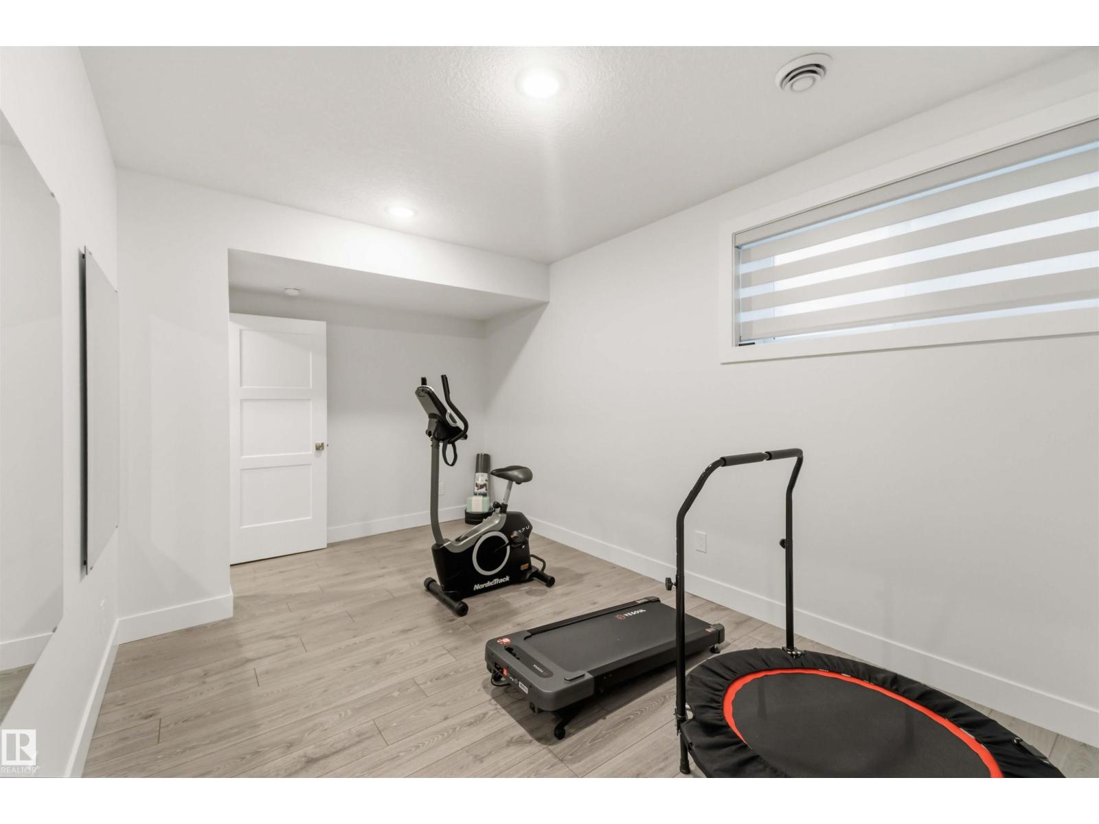 219 37 ST SW - 35