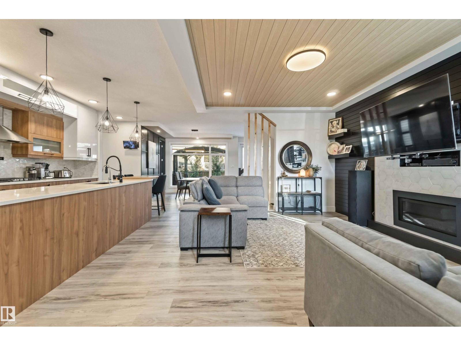 219 37 ST SW - 5