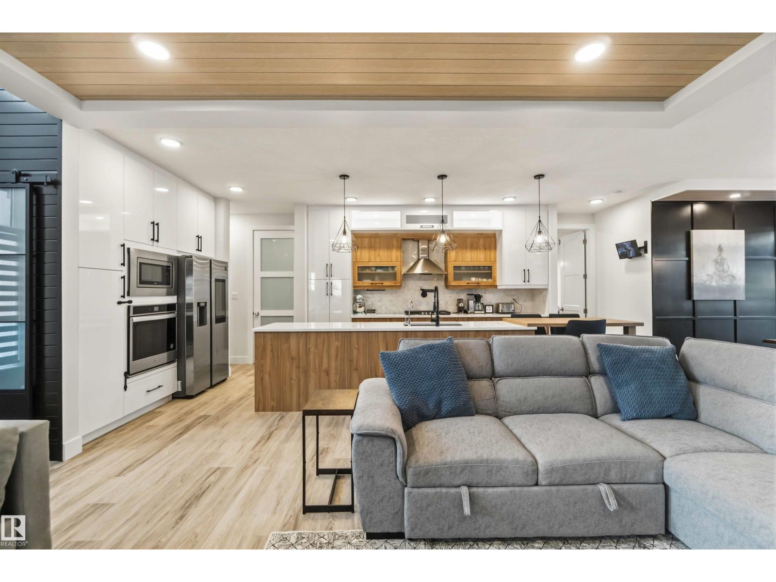 219 37 ST SW - 7