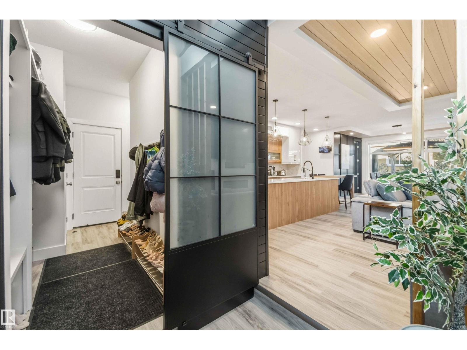 219 37 ST SW - 8