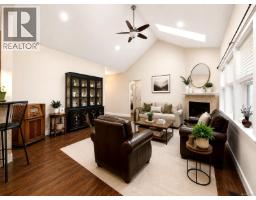 Entrance - 1871 Highland Ridge Rd, Shawnigan Lake, BC V8H2H9 Photo 6