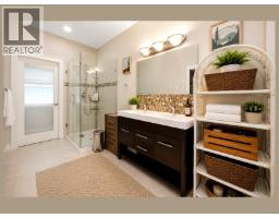 Bedroom - 1871 Highland Ridge Rd, Shawnigan Lake, BC V8H2H9 Photo 14