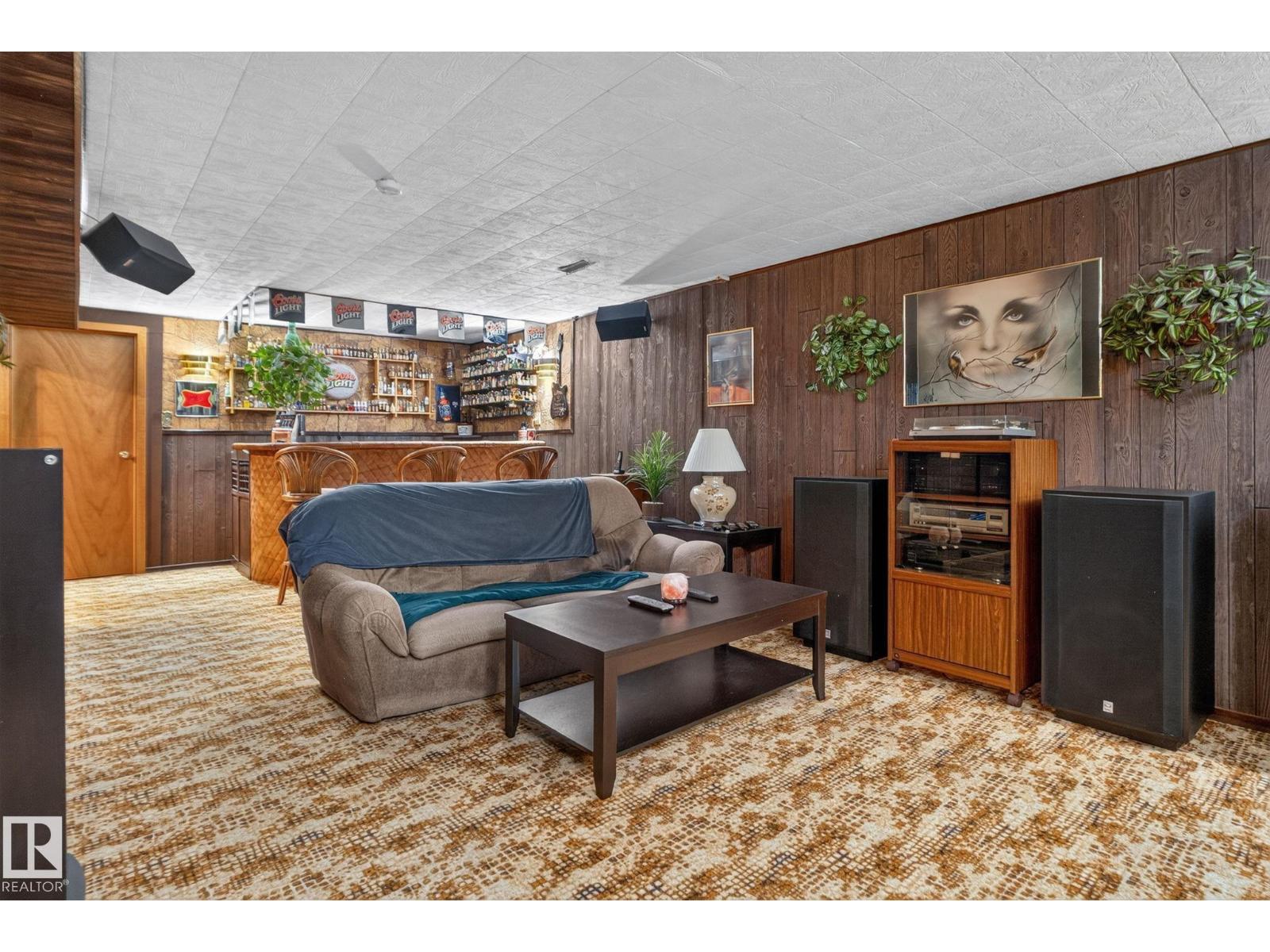4712 131 AV NW - 35