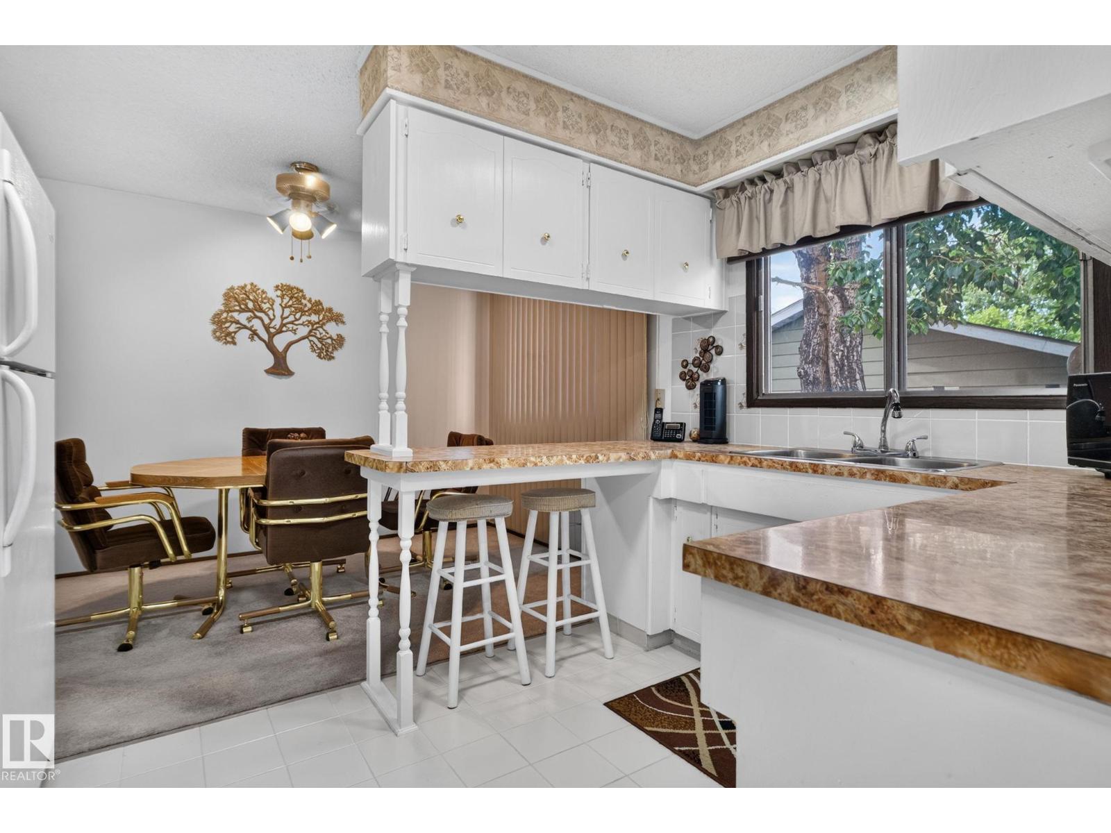 4712 131 AV NW - 17