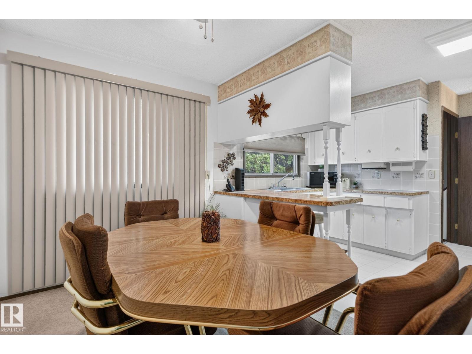 4712 131 AV NW - 14