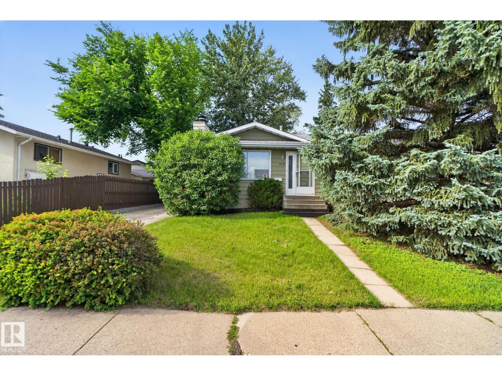 4712 131 AV NW - 44