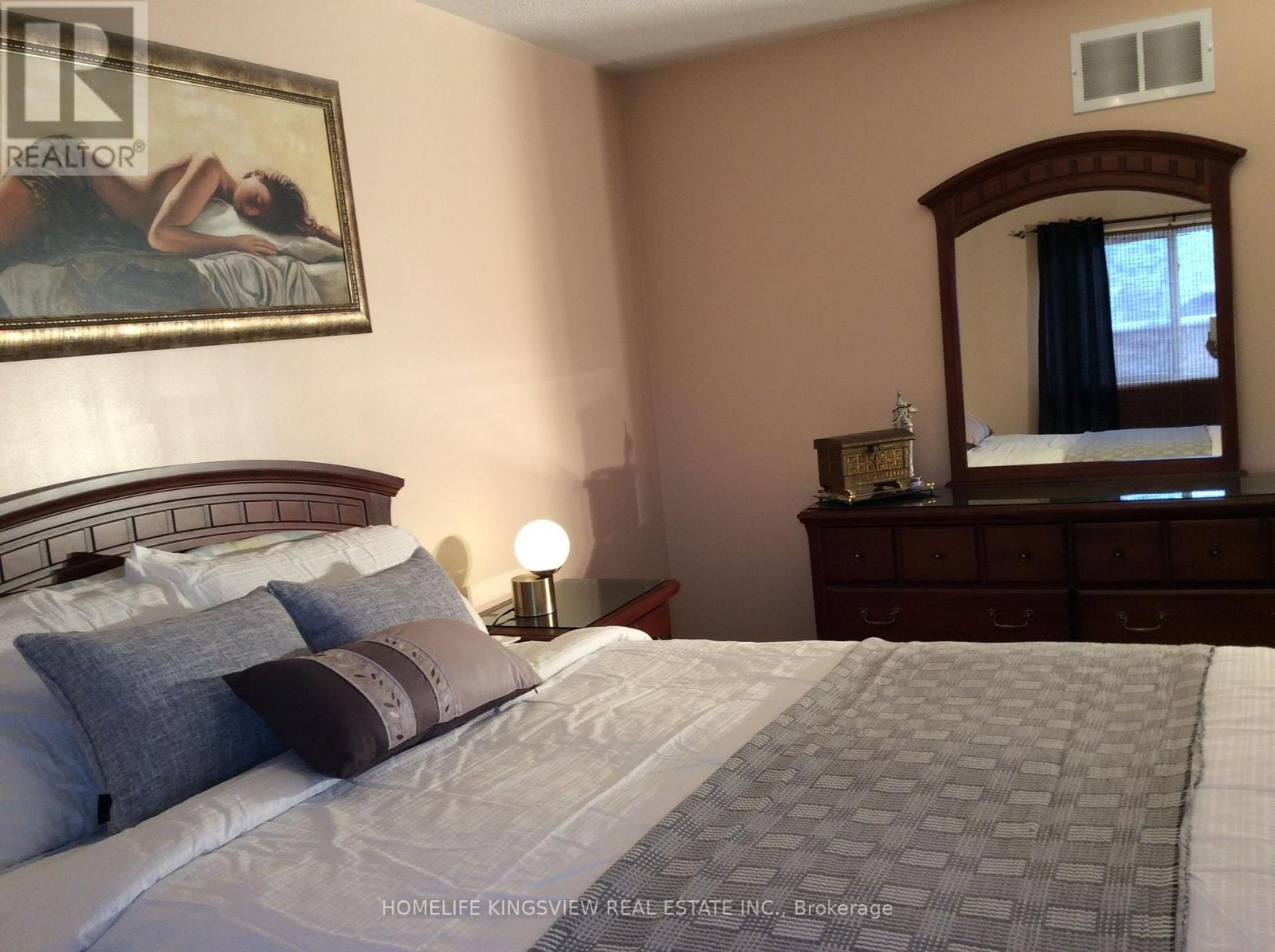 30 CONDOTTI DRIVE - 12