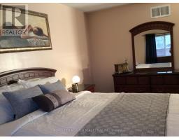 30 Condotti Drive, Vaughan, ON L4H2C8 Photo 12