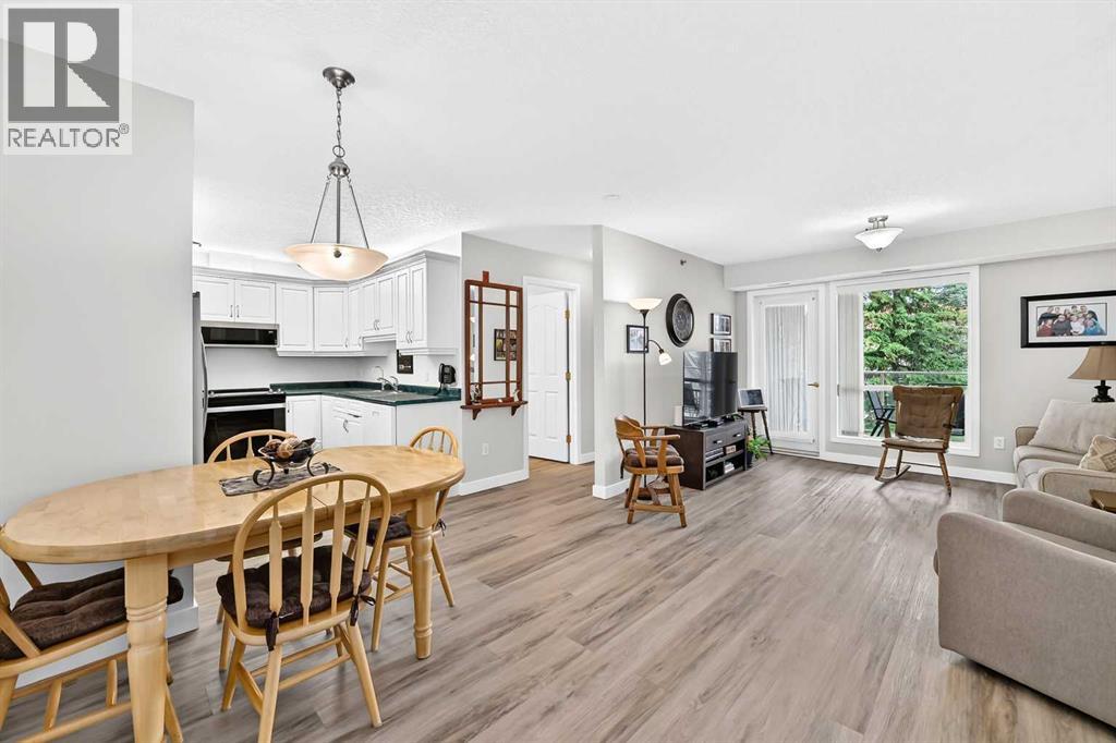 3347, 1818 Simcoe Boulevard SW, Signal Hill, Calgary photo 5