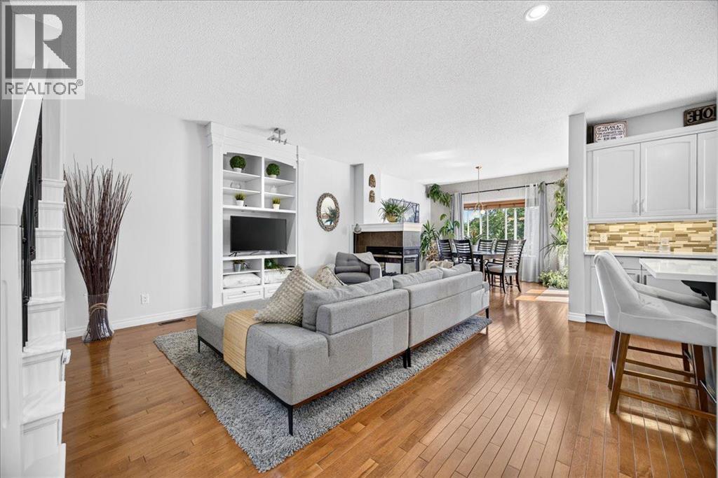 13 Covepark Bay NE — photo 12