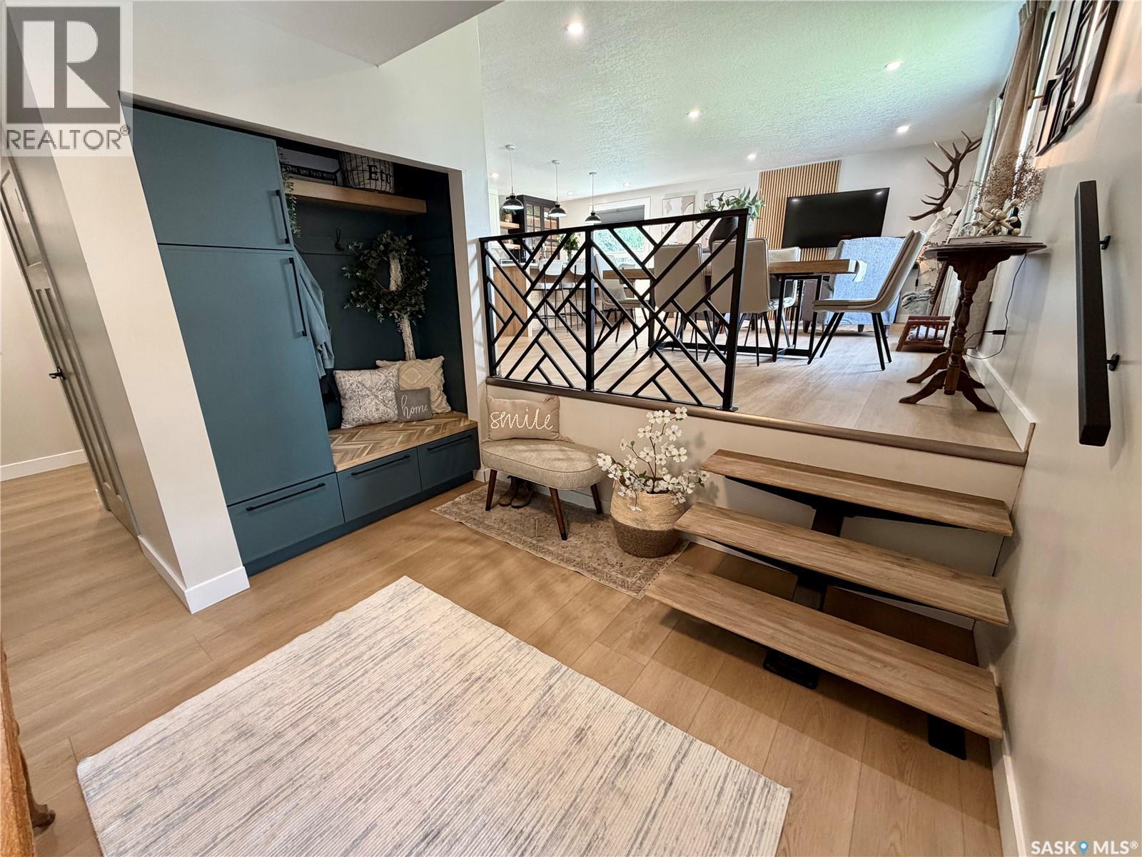 608 Windover AVENUE - 3