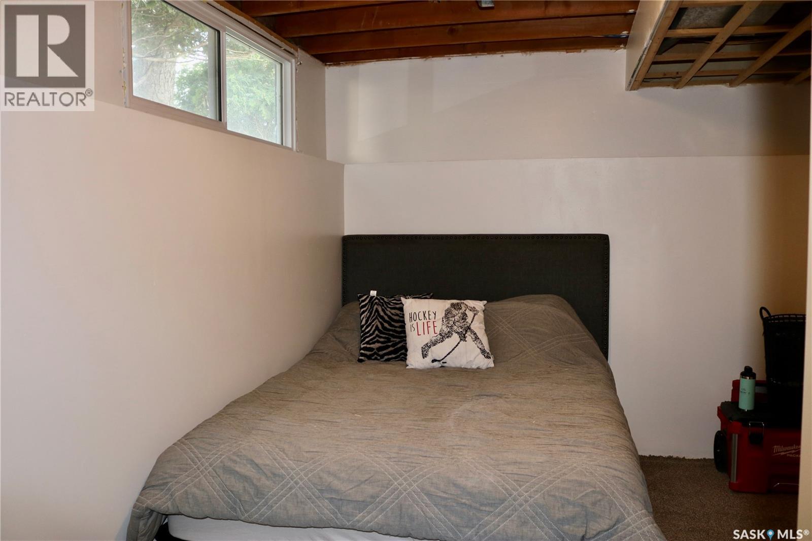 608 Windover AVENUE - 41