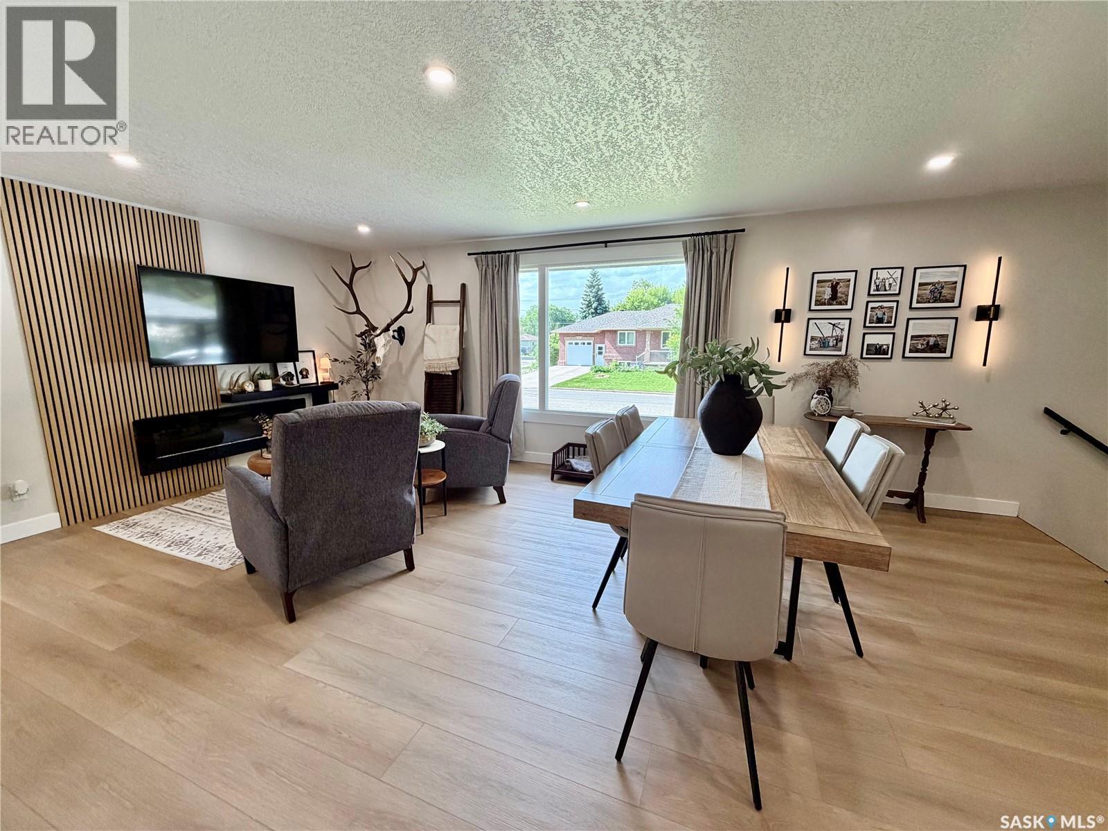 608 Windover AVENUE - 8