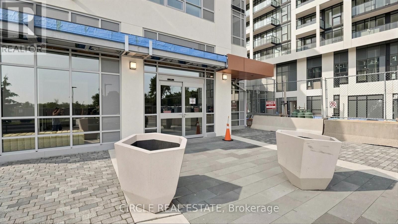 #1303 225 MALTA AVENUE - 4