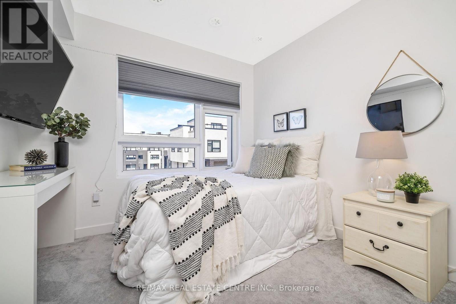 #28 1121 COOKE BOULEVARD - 25