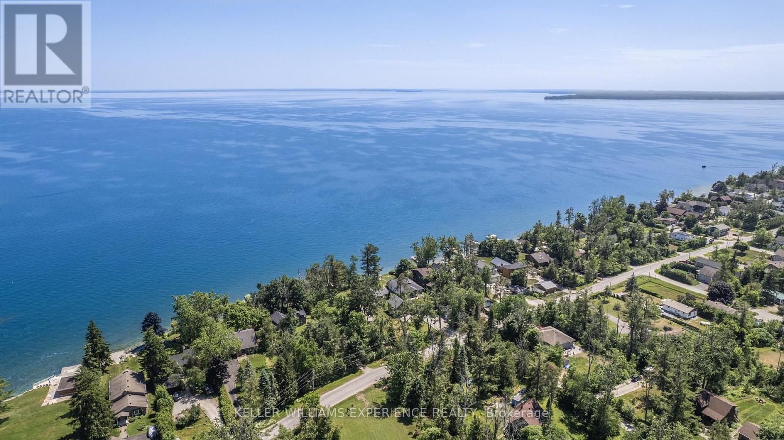 10 SIMCOE ROAD - 22