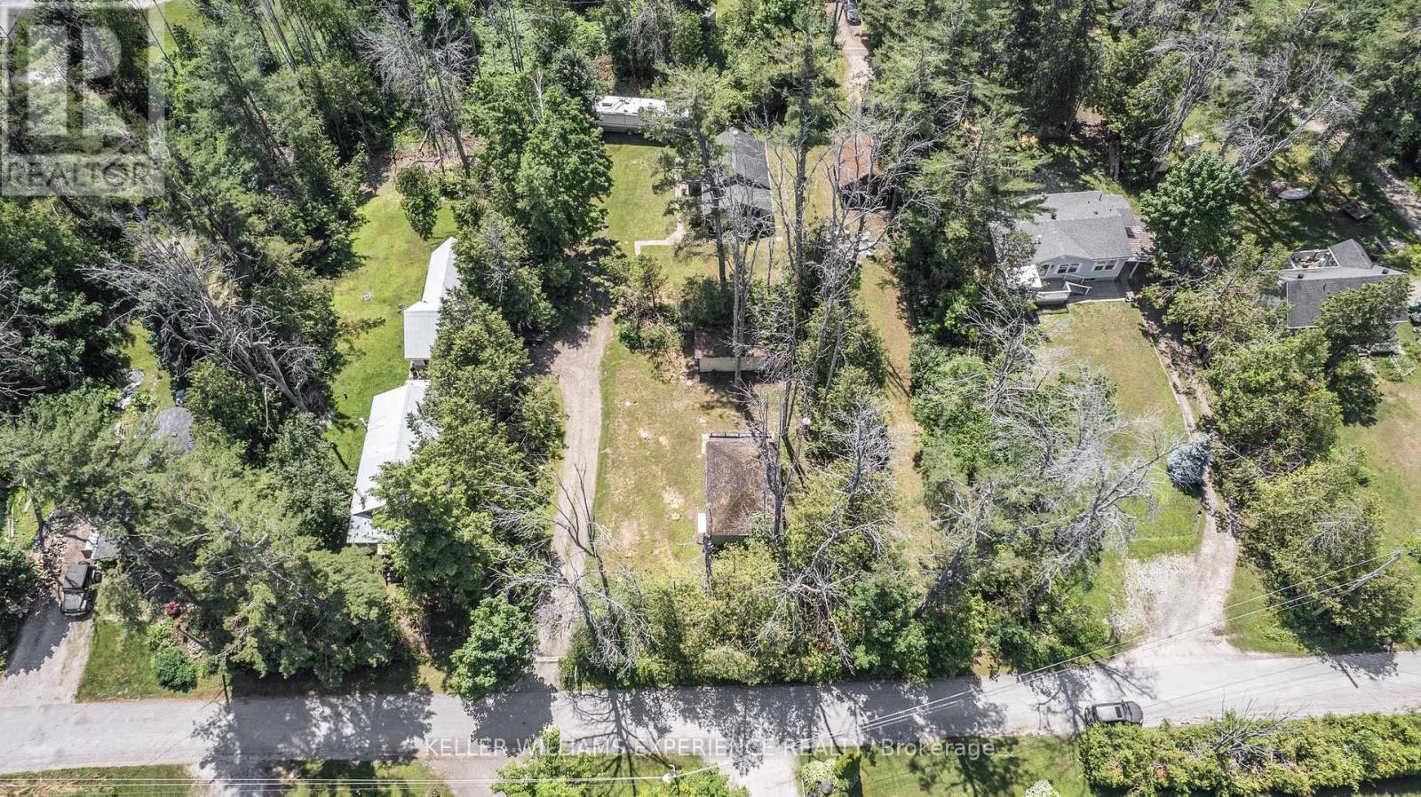 10 SIMCOE ROAD - 17