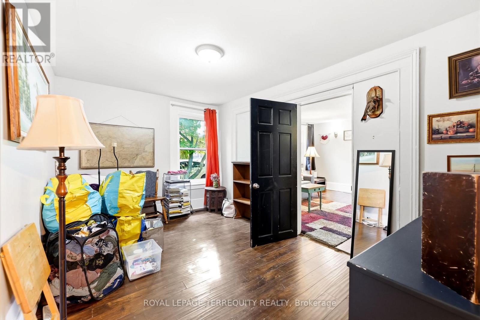 20 KING STREET W - 11