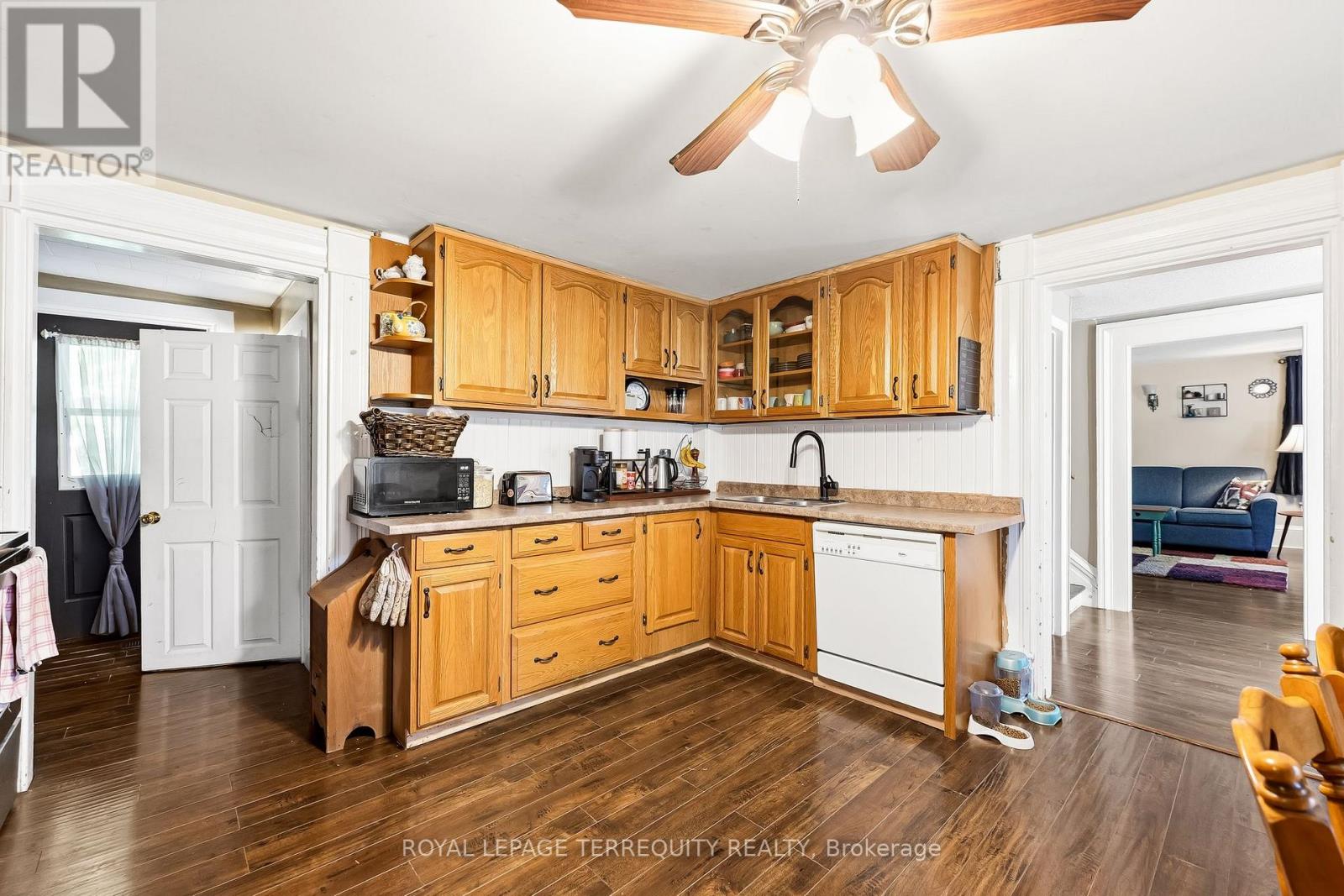 20 KING STREET W - 13